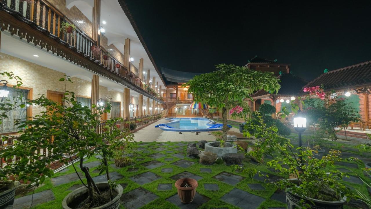 Sartini Inn Jogja Yogyakarta Exterior photo